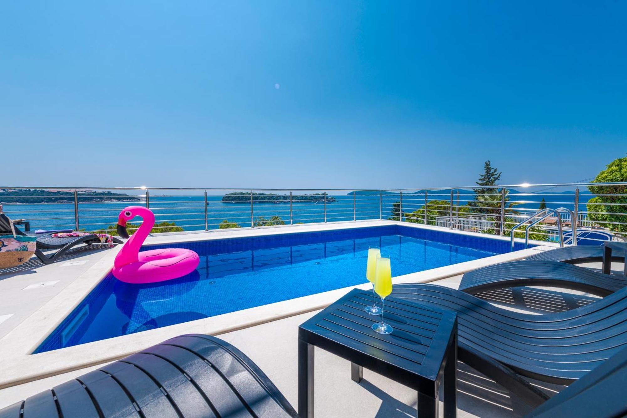 Pool Deck Comfort * Dubrovnik